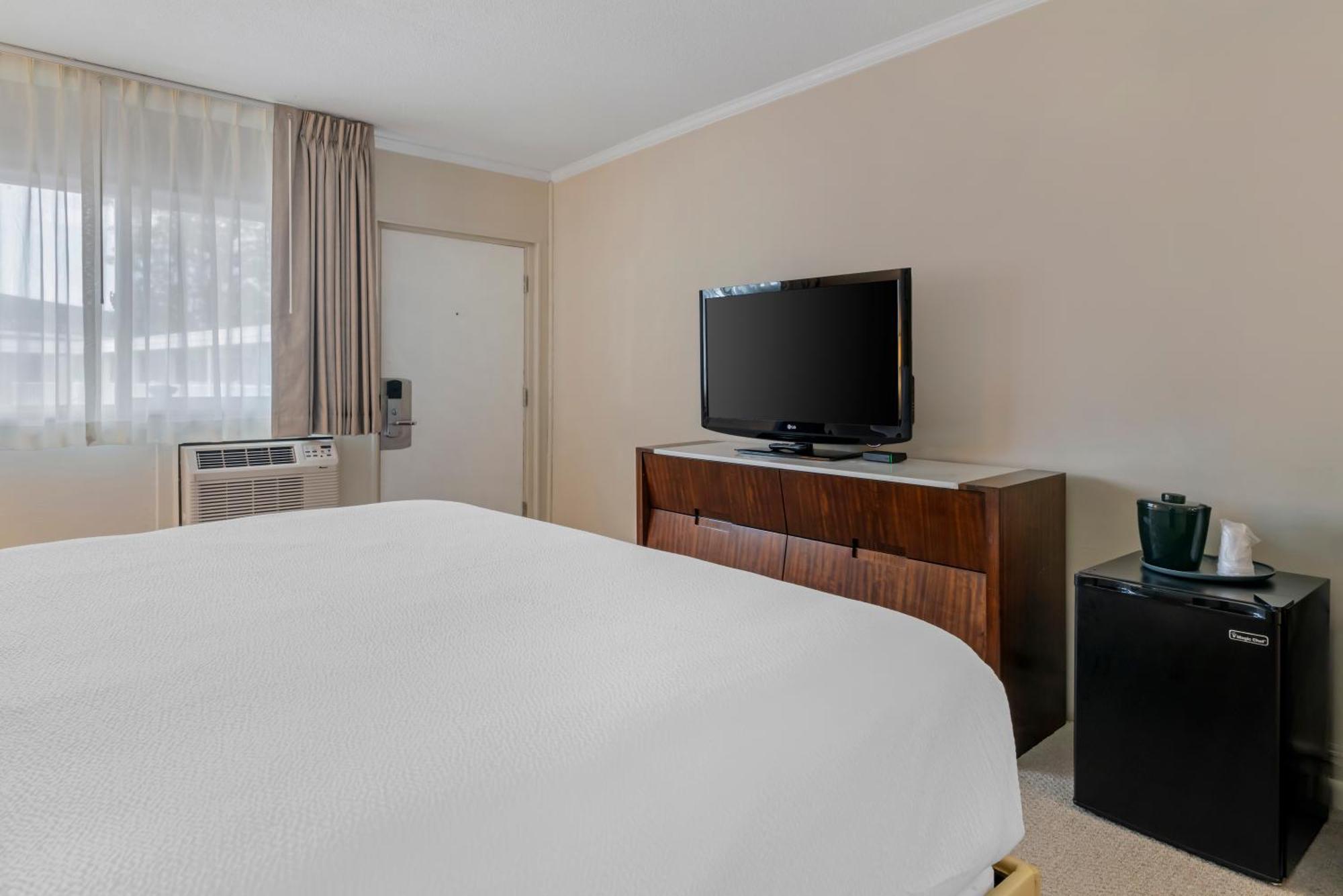 Downtown Dover Inn Bagian luar foto