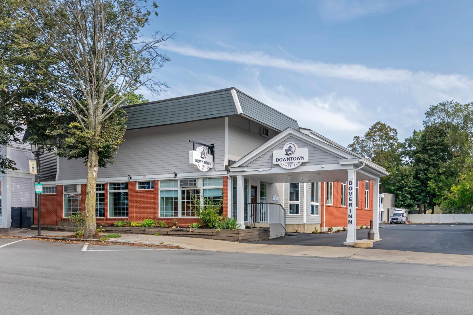Downtown Dover Inn Bagian luar foto