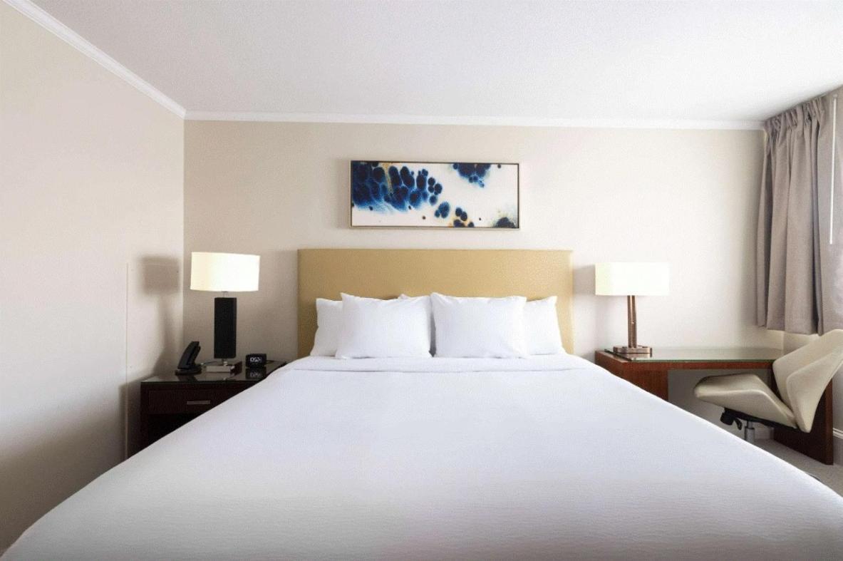 Downtown Dover Inn Bagian luar foto